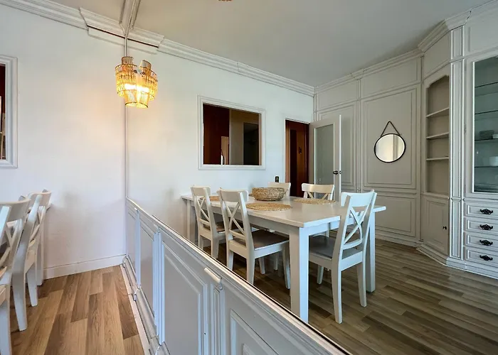 Stay U-Nique Apartments Sardenya II